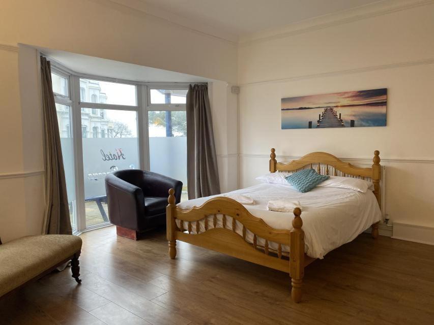 Hotel Sea Breeze Clacton-on-Sea Extérieur photo